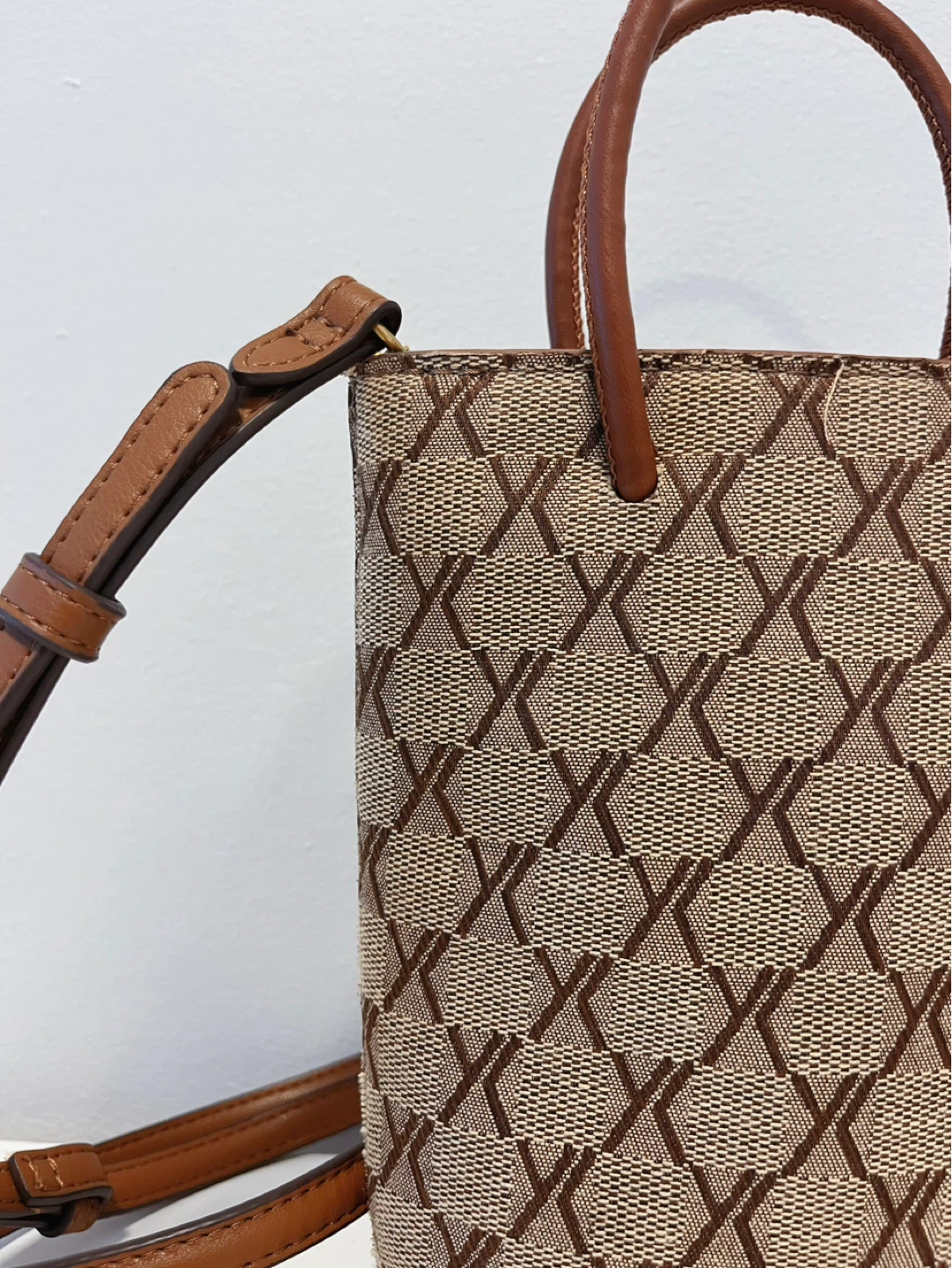 Brown patterned small bag - photo 2