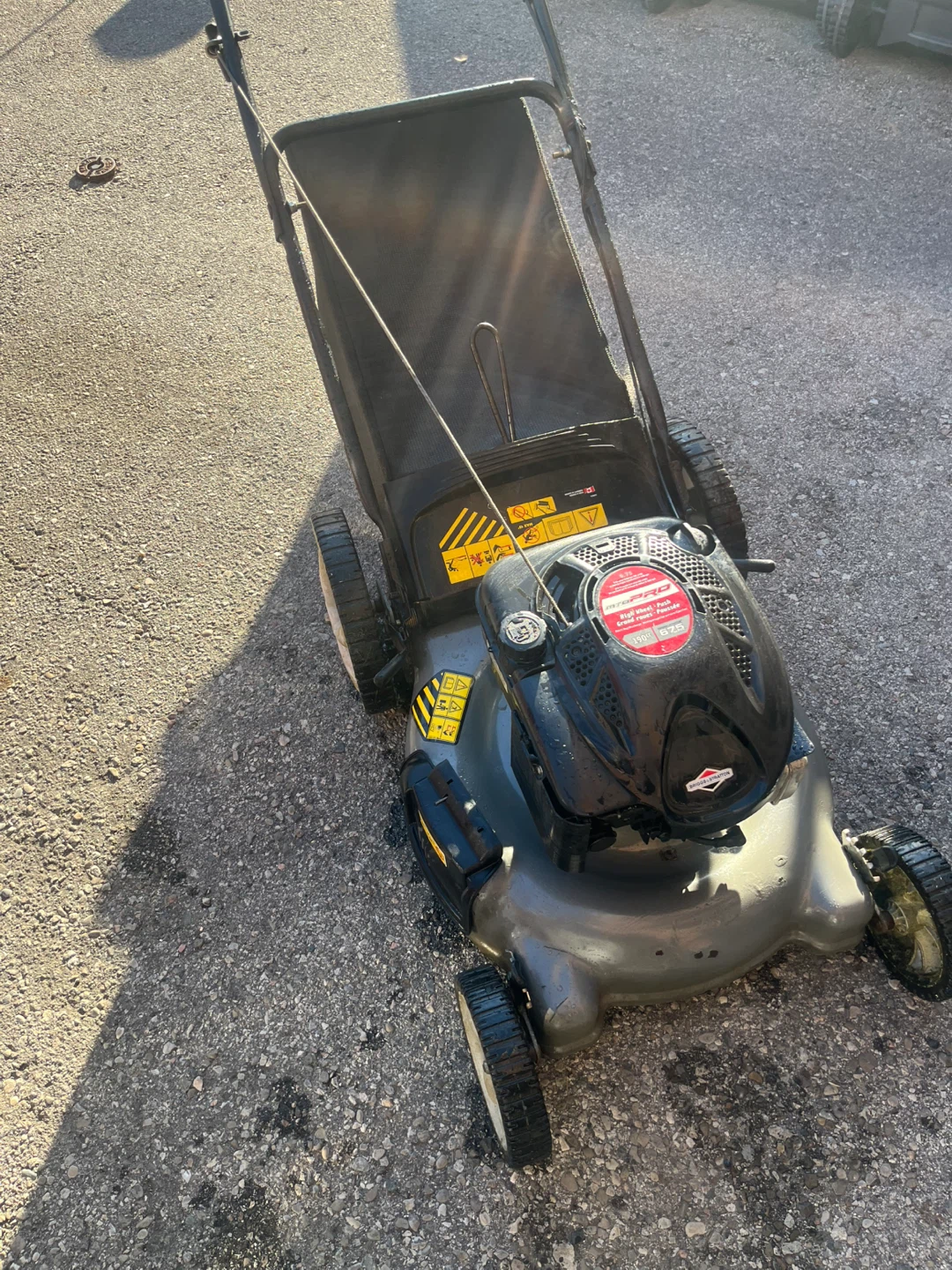 Briggs & Stratton MTD Pro Lawnmower - photo 3