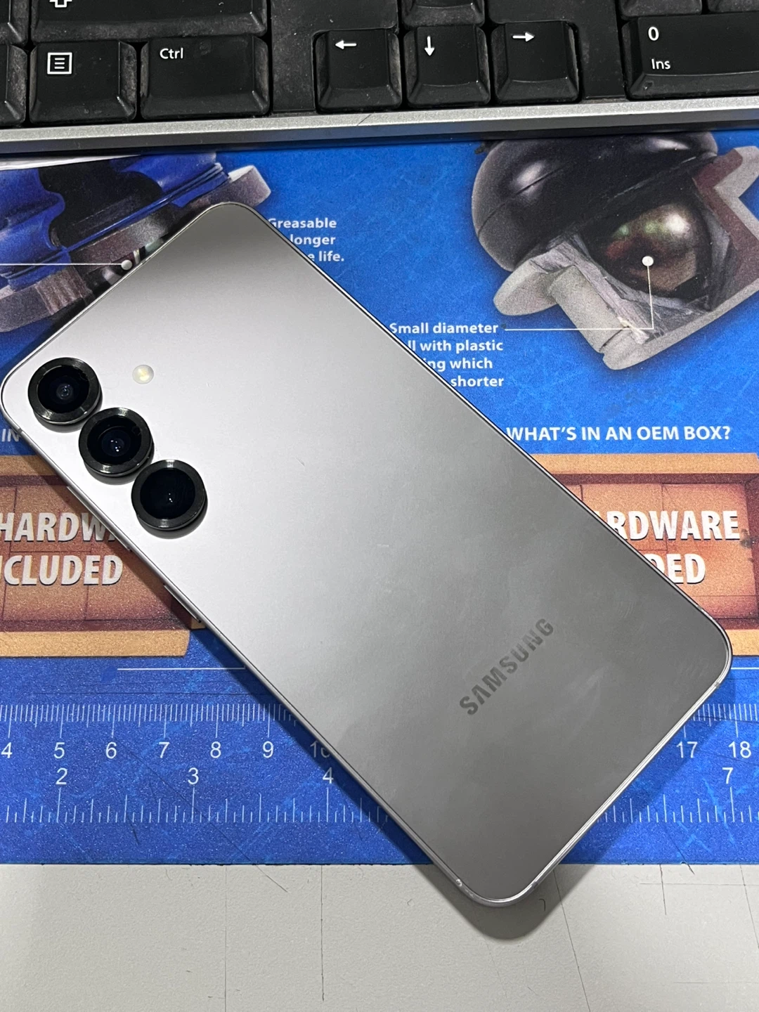 Samsung S25 - photo 2