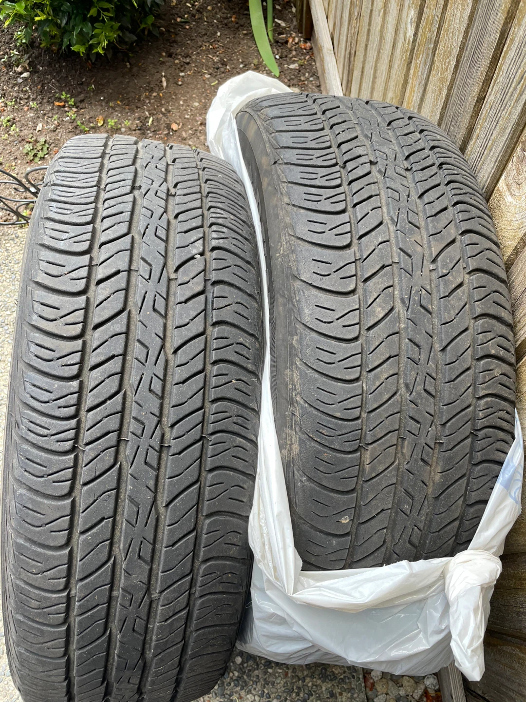 Dunlop Signature II Tires (225/65R17) - photo 2