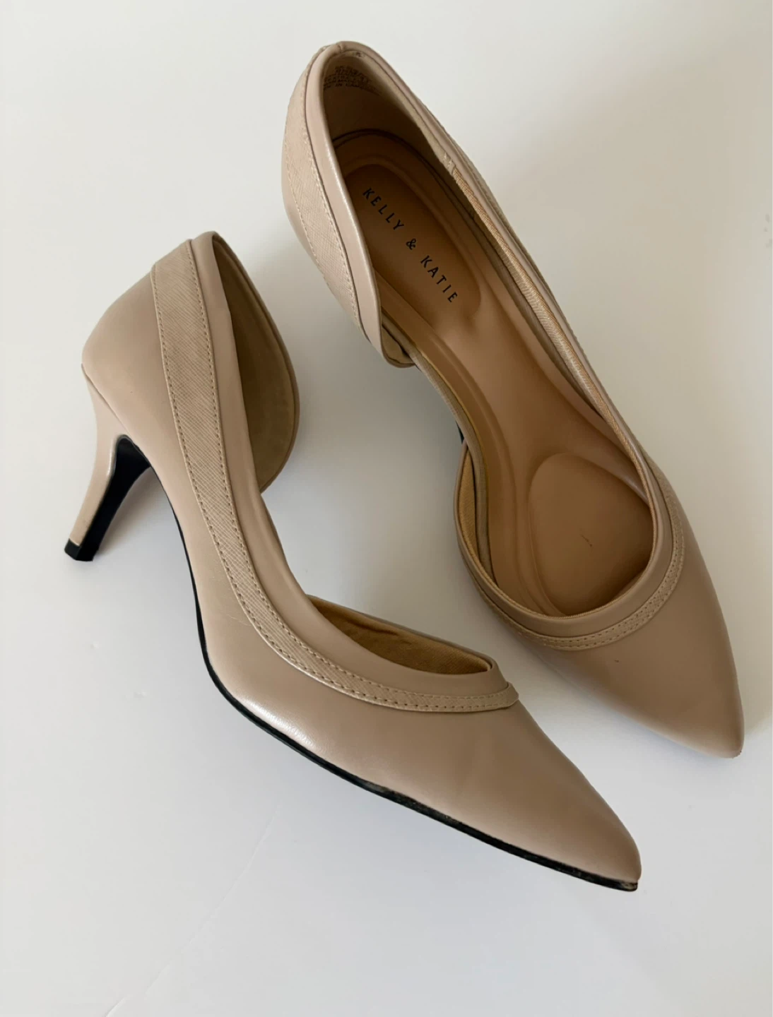 Kelly & Katie Tan D'Orsay Pumps - Size 9.5M - photo 2