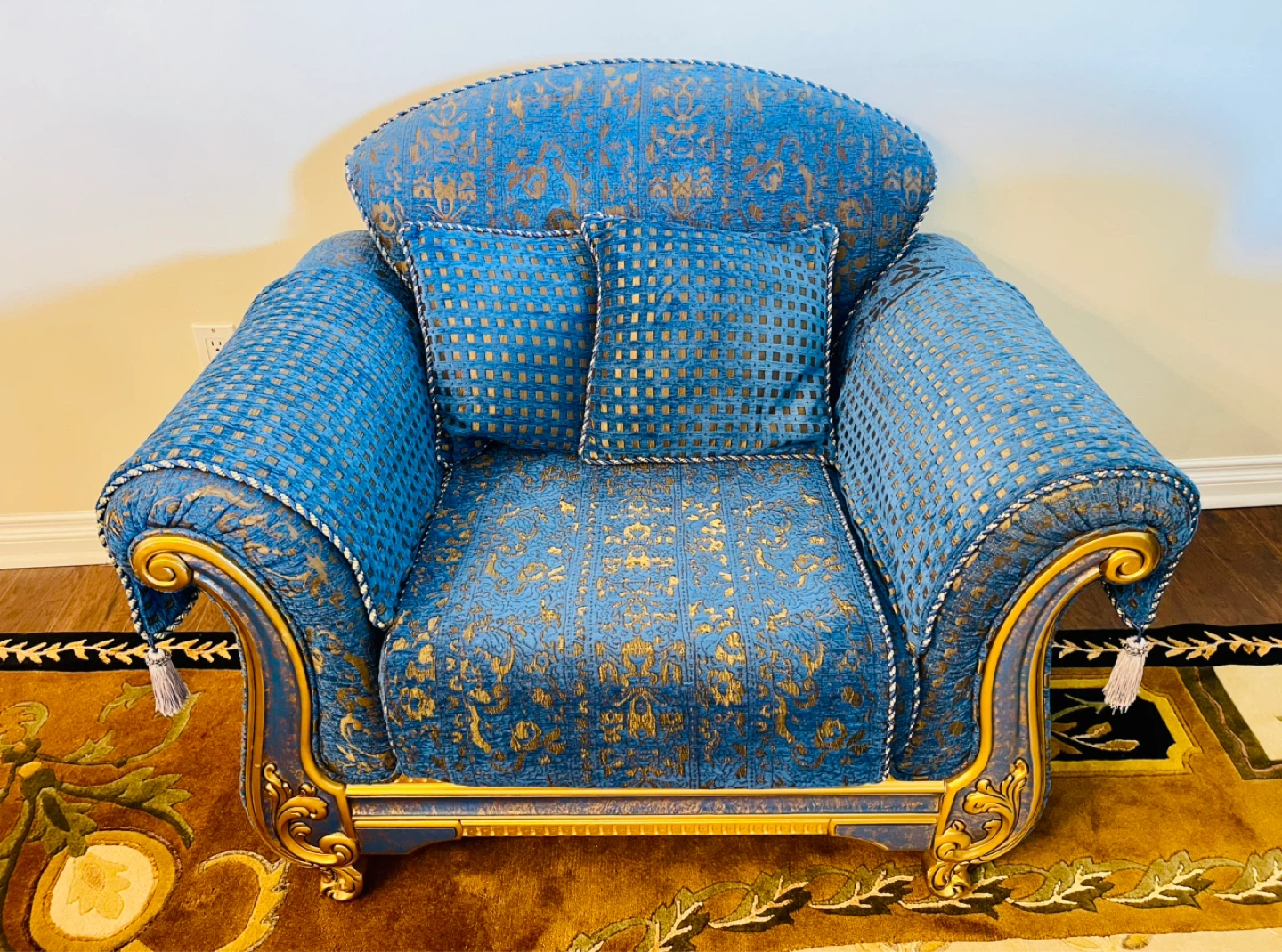 Blue and Gold Ornate Accent Chair - photo 4
