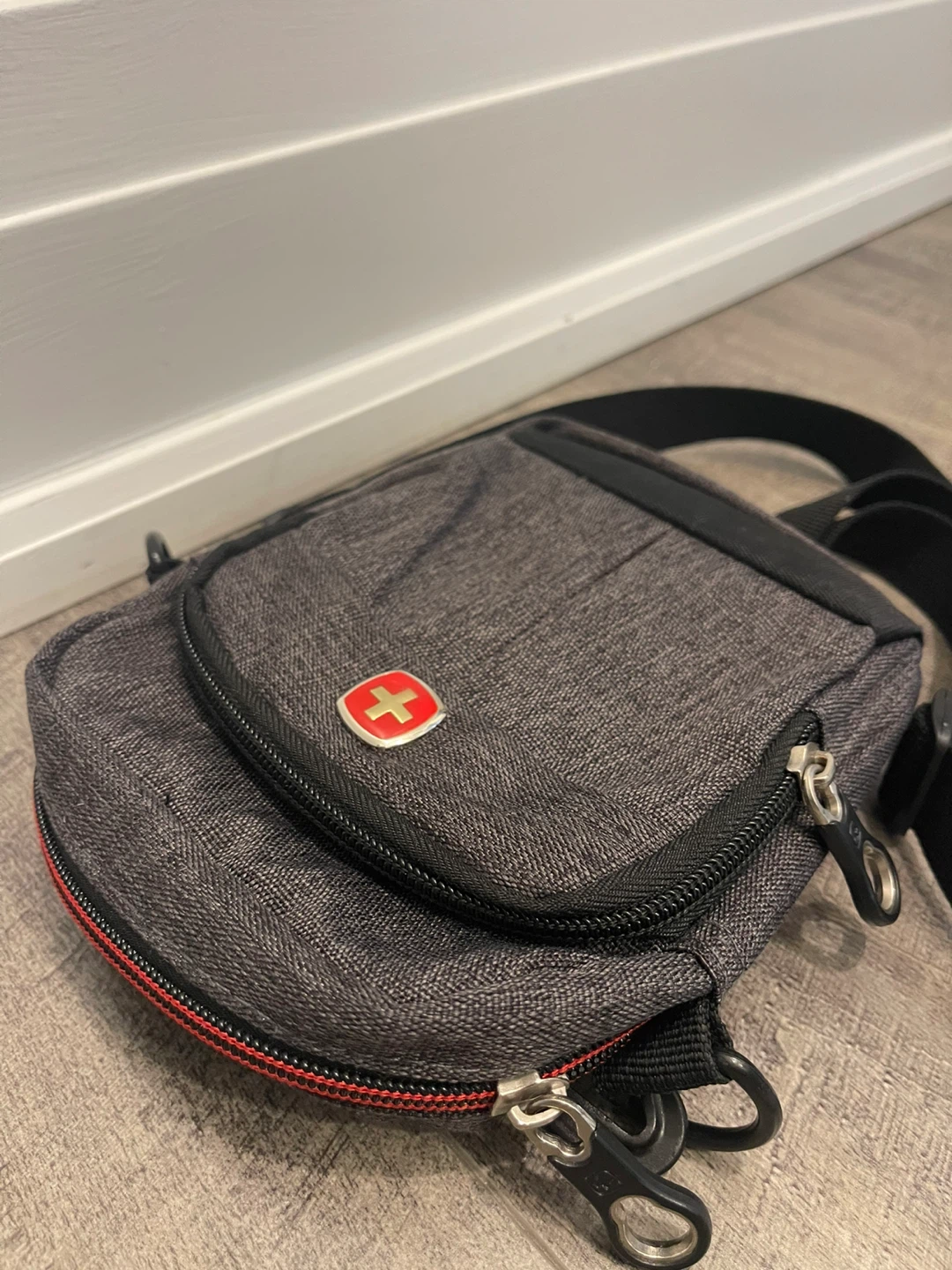 Victorinox Crossbody Bag - Grey