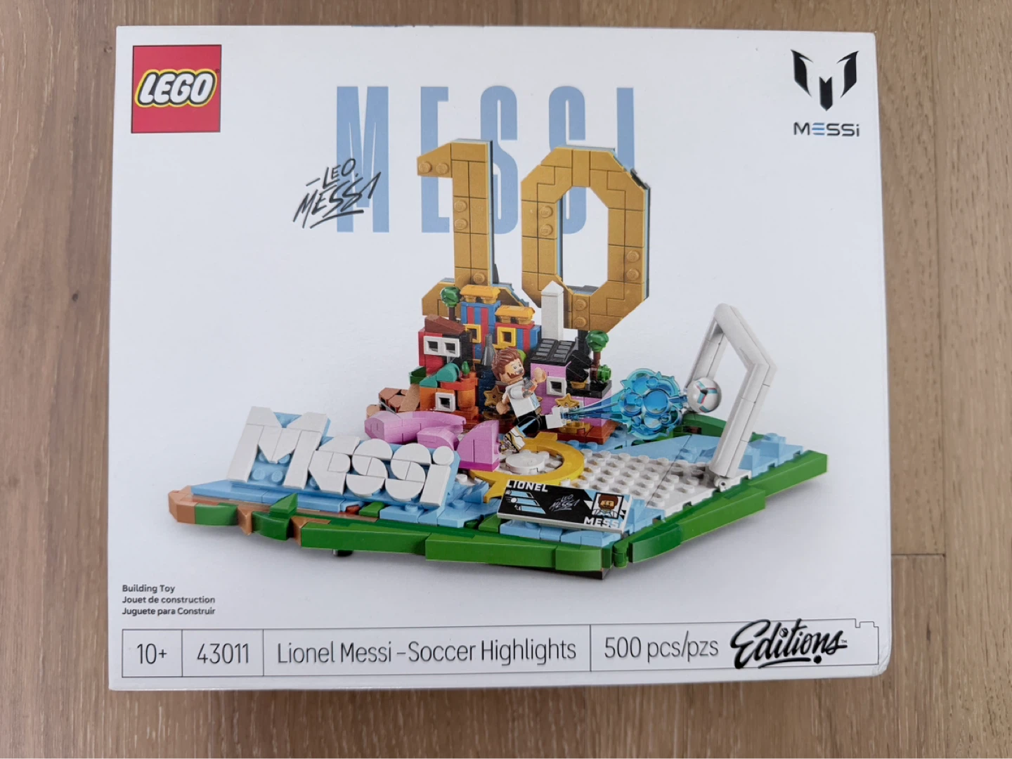LEGO Lionel Messi - Soccer Highlights Building Set 43011