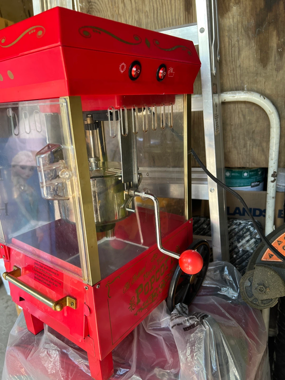 The Movie Time Popcorn Machine - photo 2