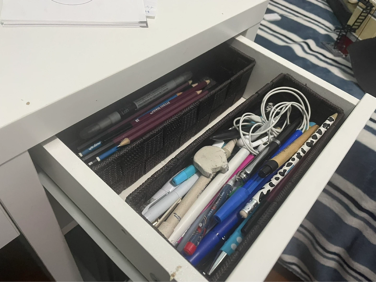 IKEA MICKE Desk - White - photo 4