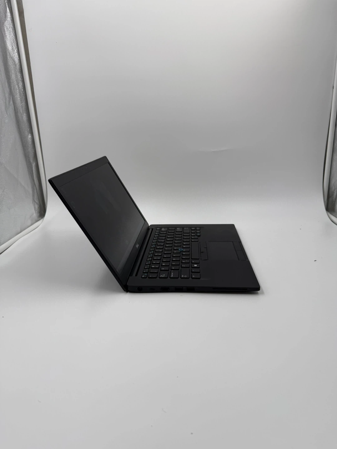 Dell Latitude 7490 i7 8th Gen 12 GB 500 SSD - photo 2