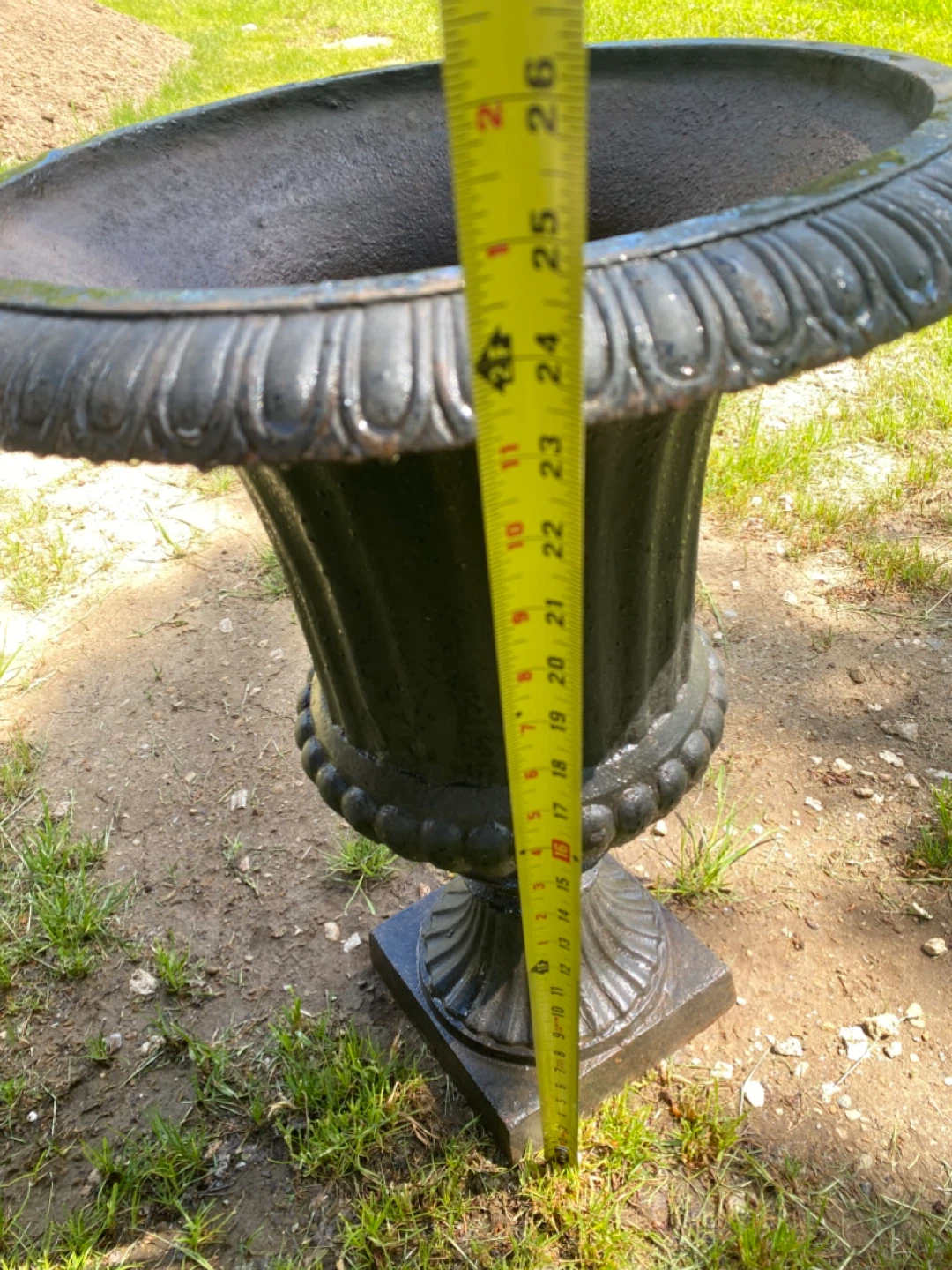 Set of 2 Black Cast Iron Urns - photo 2