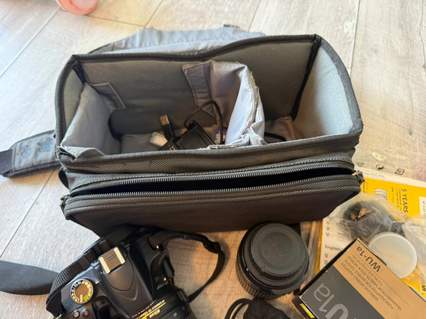 Nikon D3200 Digital Camera with 18-55mm Lens and Bag - photo 4