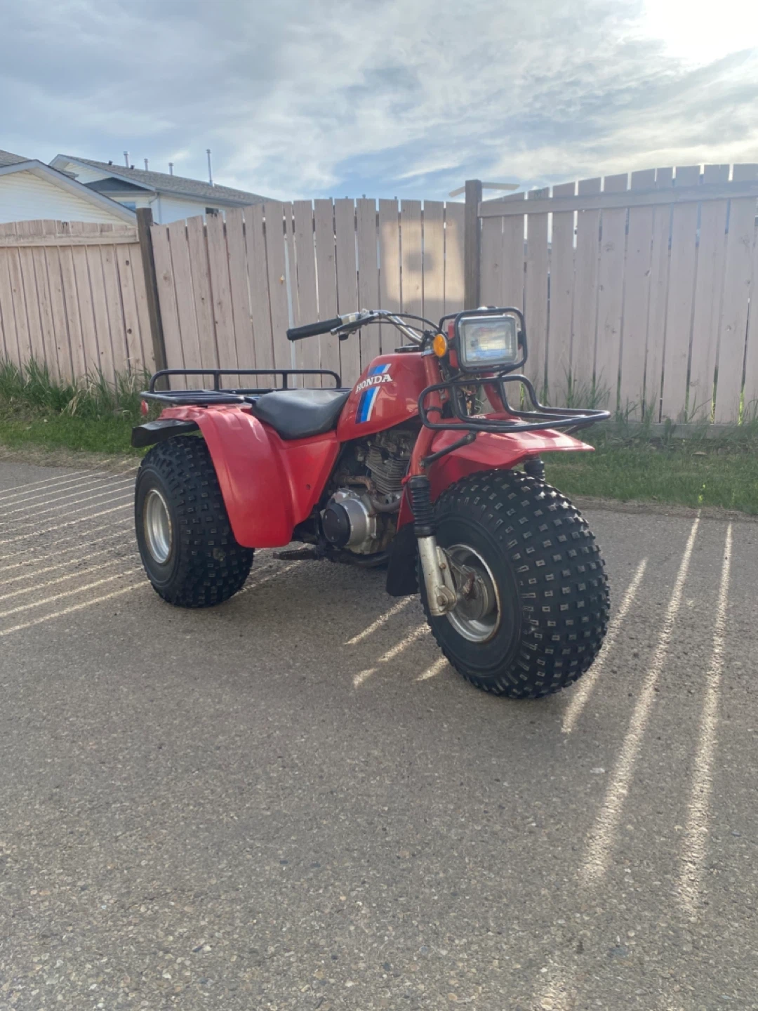 Honda big red 200es - photo 2