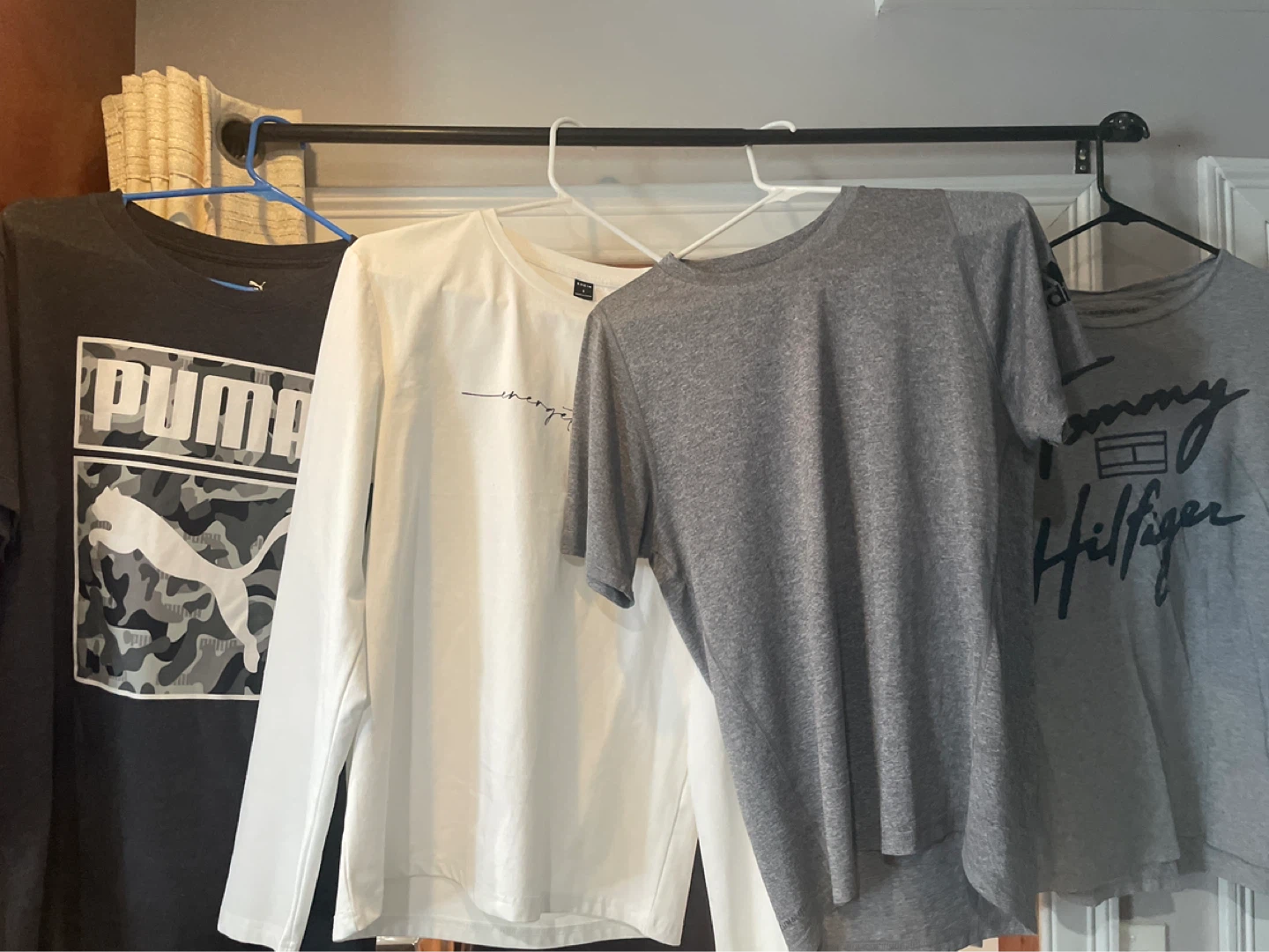 Men's Clothing Bundle (M-XL) – Shirts, Hoodies & Pants - photo 3