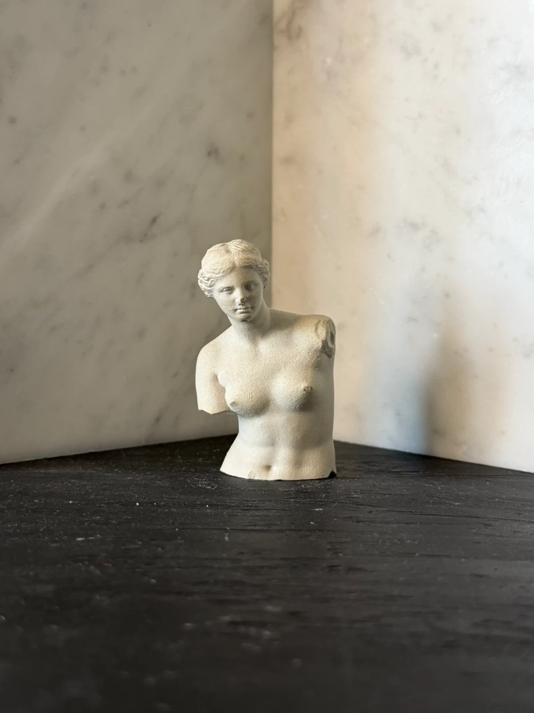 Venus de Milo Bust Statue