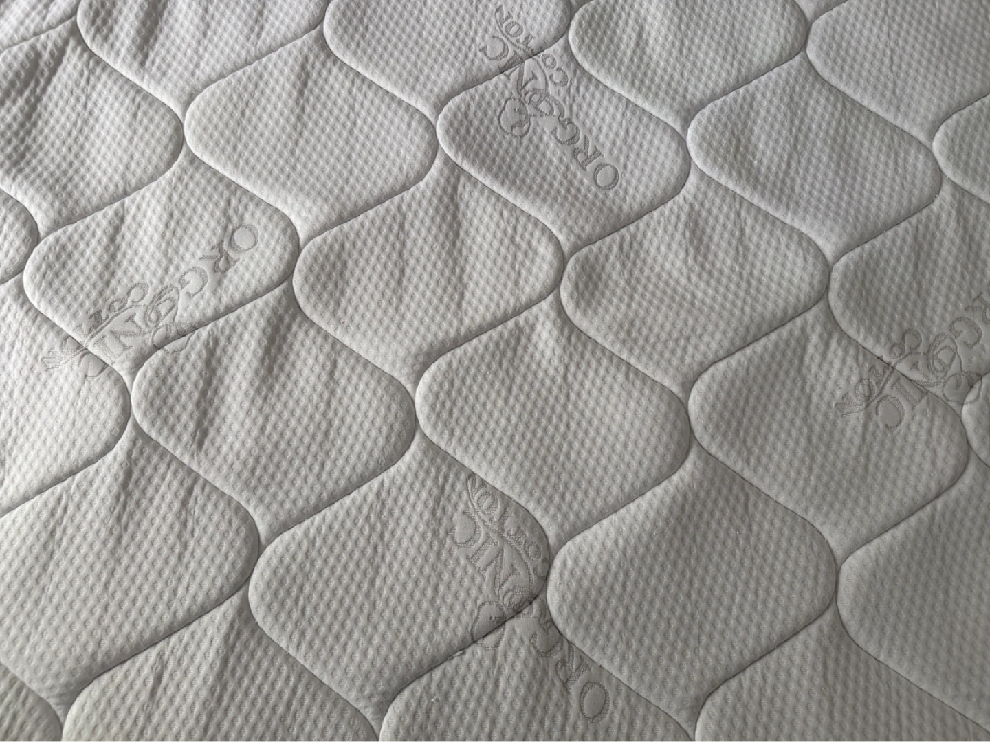 Oliver & Smith Perfect Sleep Organic Queen Mattress - photo 2