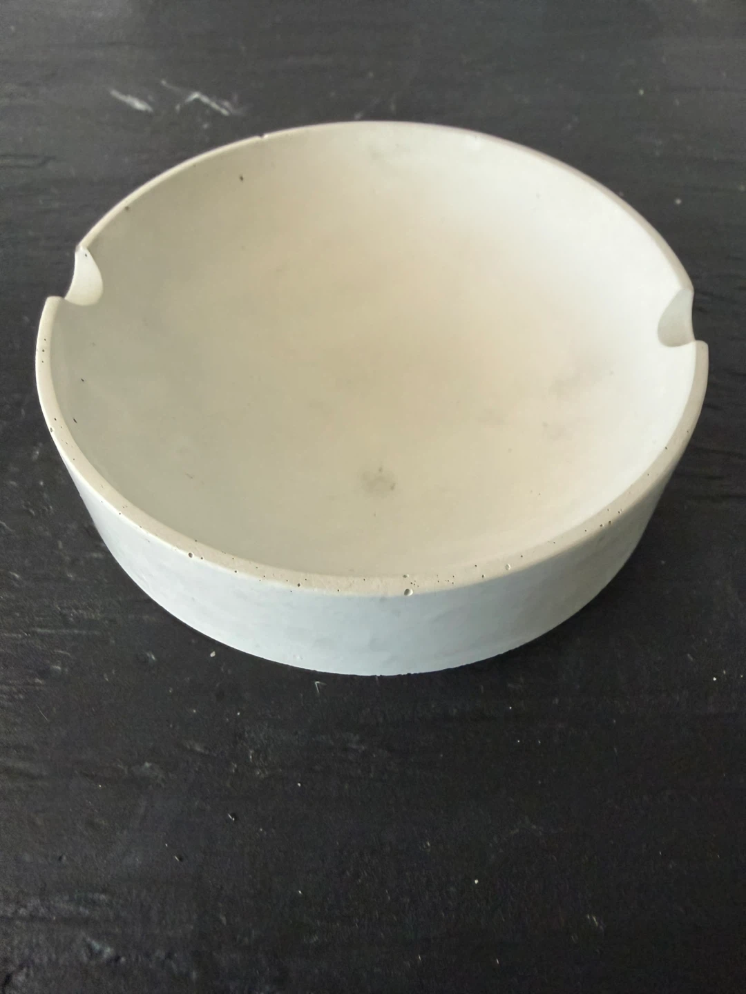 Concrete Ashtray - photo 2