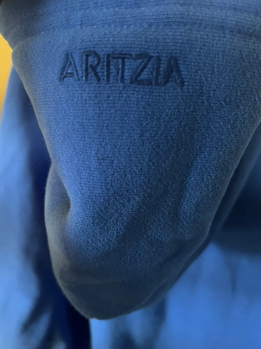 Aritzia Sweatfleece Hoodie Mega Fit - photo 5