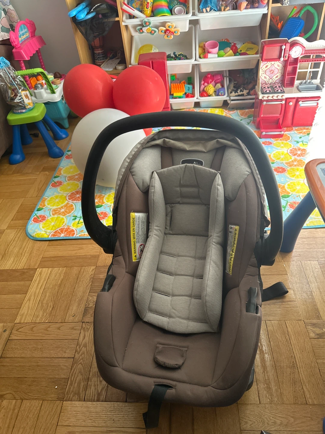 Evenflo Infant Car Seat with base