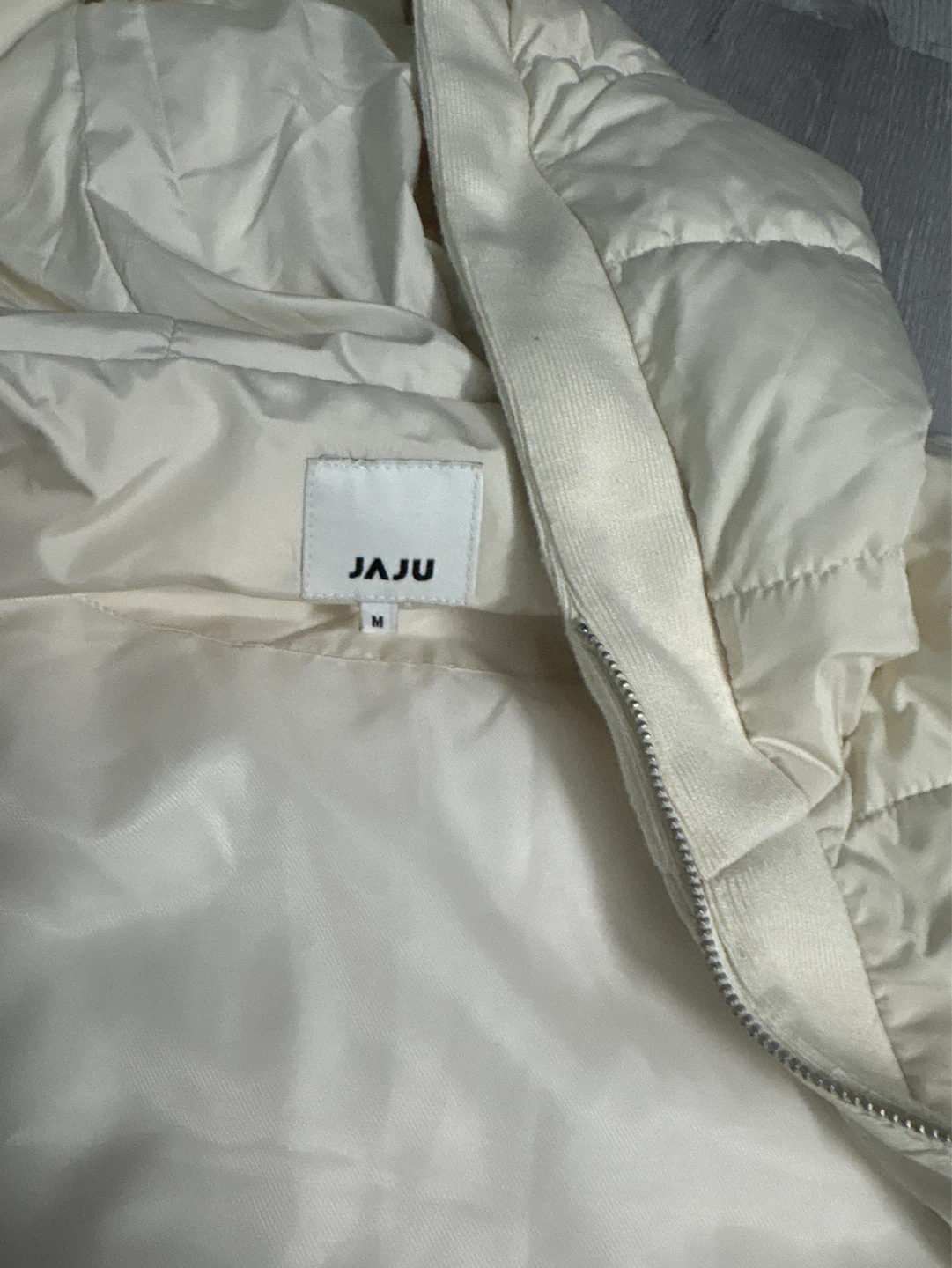 JAJU Puffer Jacket - Cream - Size M - photo 2