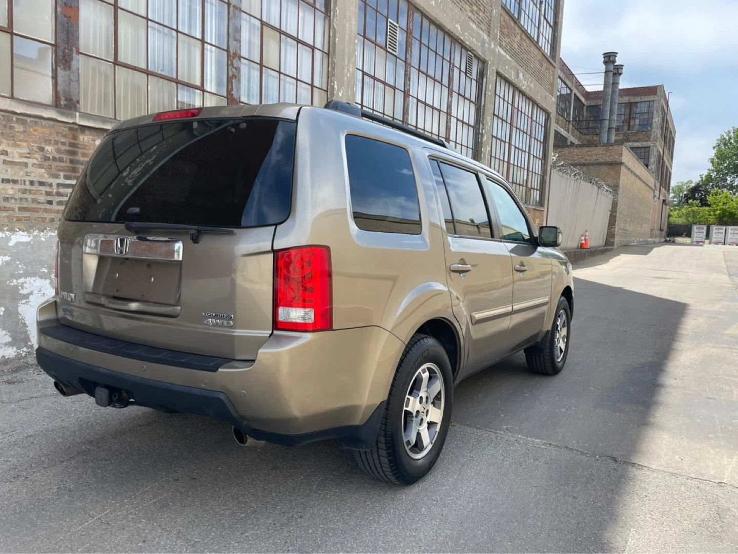 2011 Honda Pilot SUV con 122 mil millas - photo 5