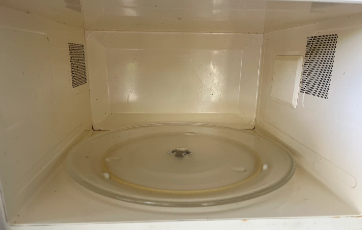 Panasonic Microwave Oven - photo 2