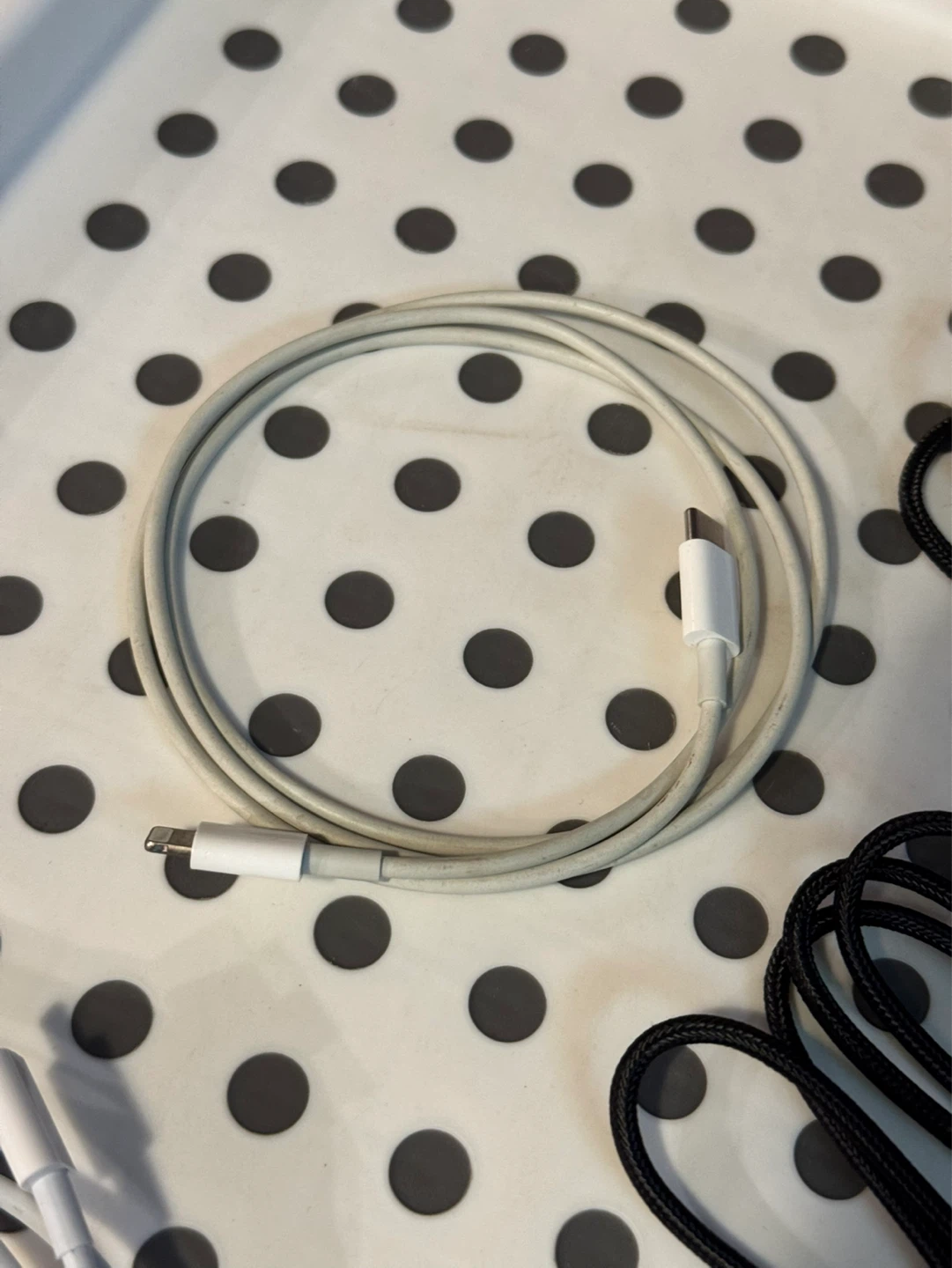 Assorted Charging Cables - USB-A to Lightning, USB-C - photo 5