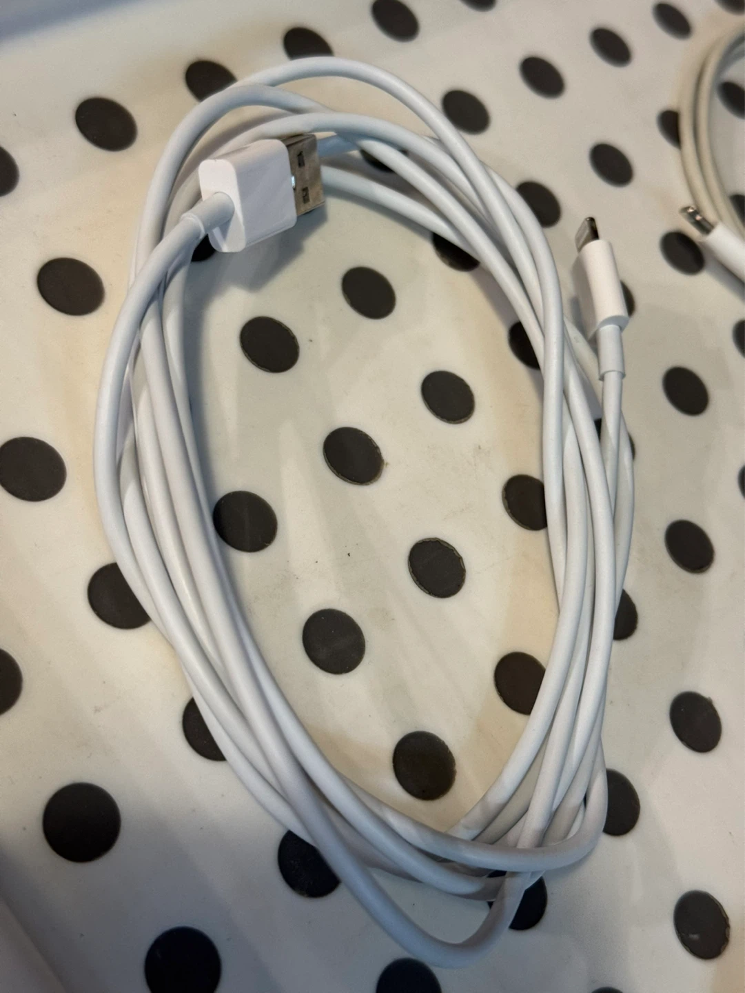 Assorted Charging Cables - USB-A to Lightning, USB-C - photo 3