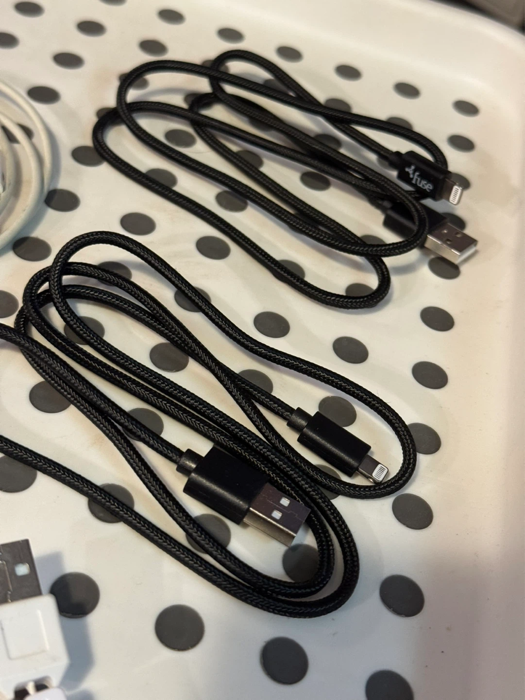 Assorted Charging Cables - USB-A to Lightning, USB-C - photo 4