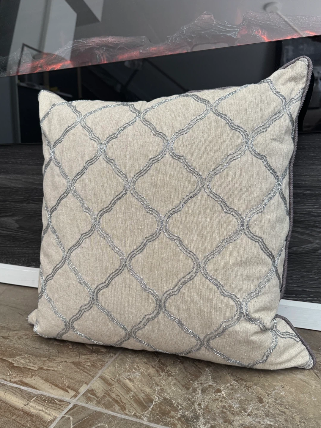 Linen Silver Decor Accent Pillow - photo 2
