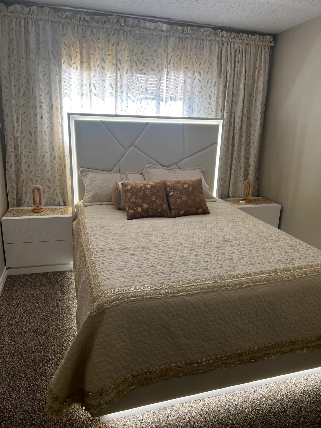 Modern Queen Bed Frame with LED Headboard - photo 2