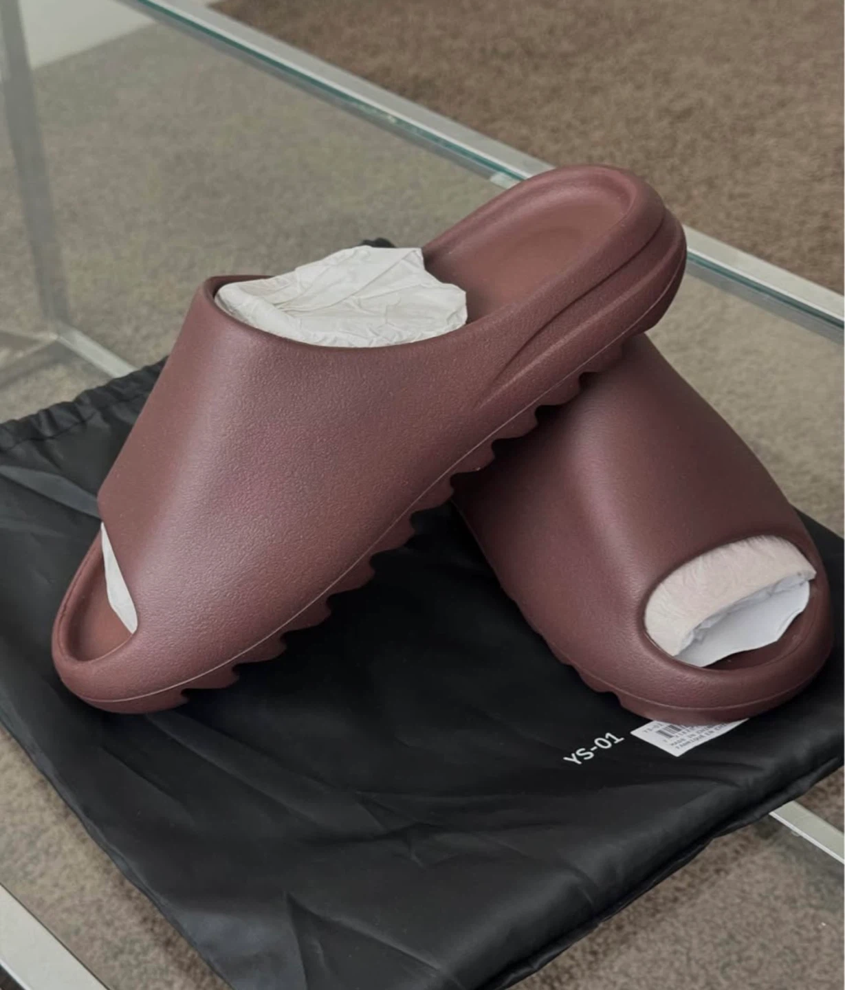 Yeezy Slides Brown