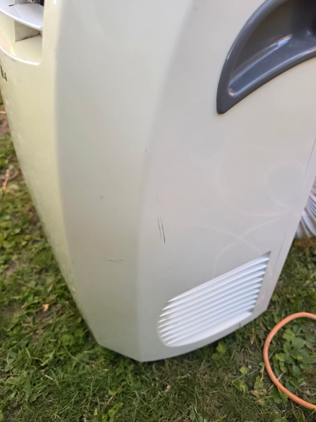 LG Portable Air Conditioner LP1013WNR - 10,000 BTU - photo 5