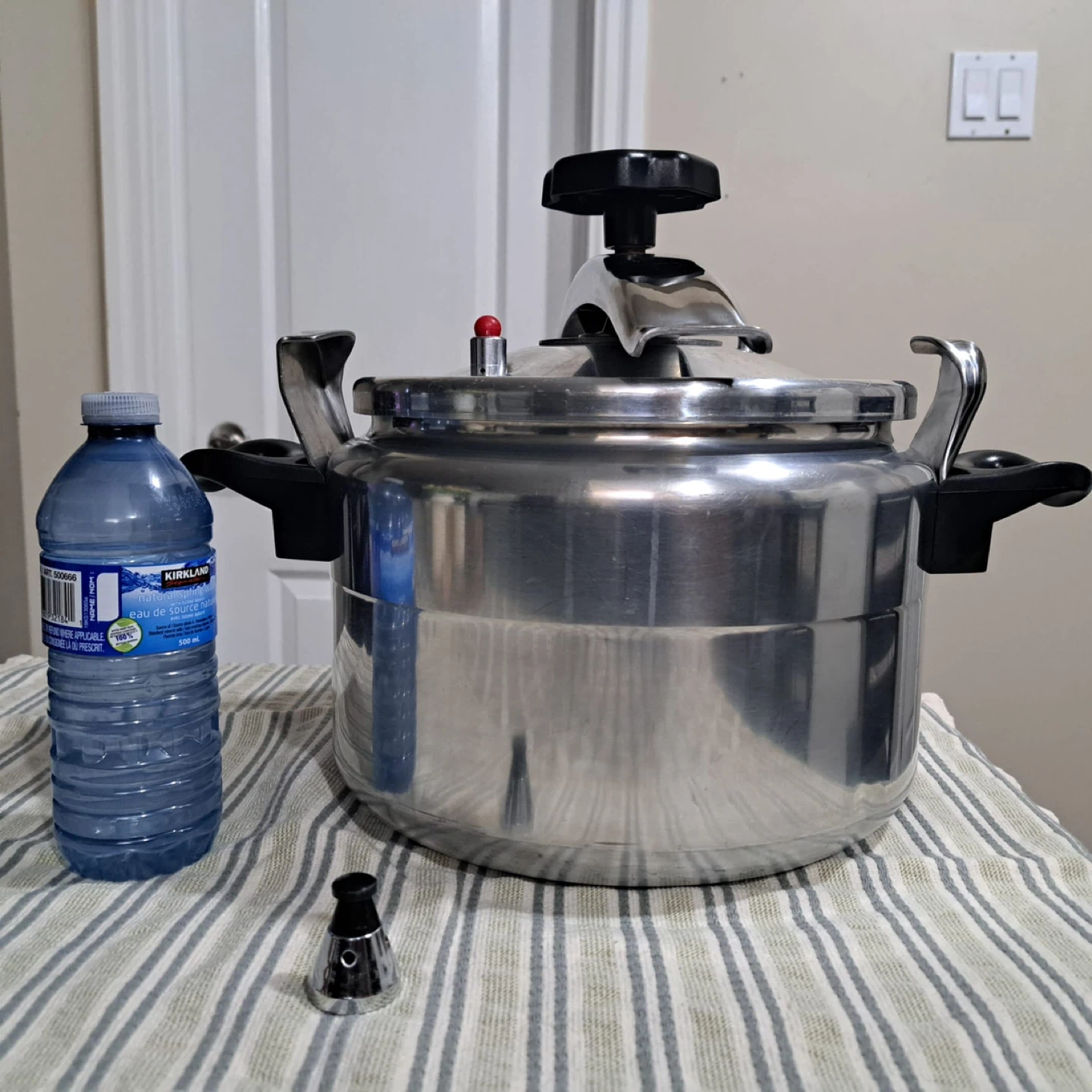 Stainless Steel Pressure Cooker - photo 3