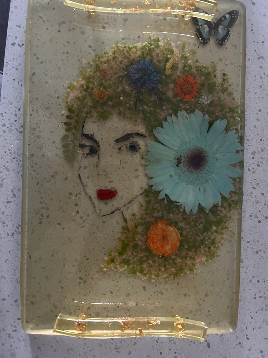 Resin Tray with Pressed Flowers and Butterfly Design - photo 2