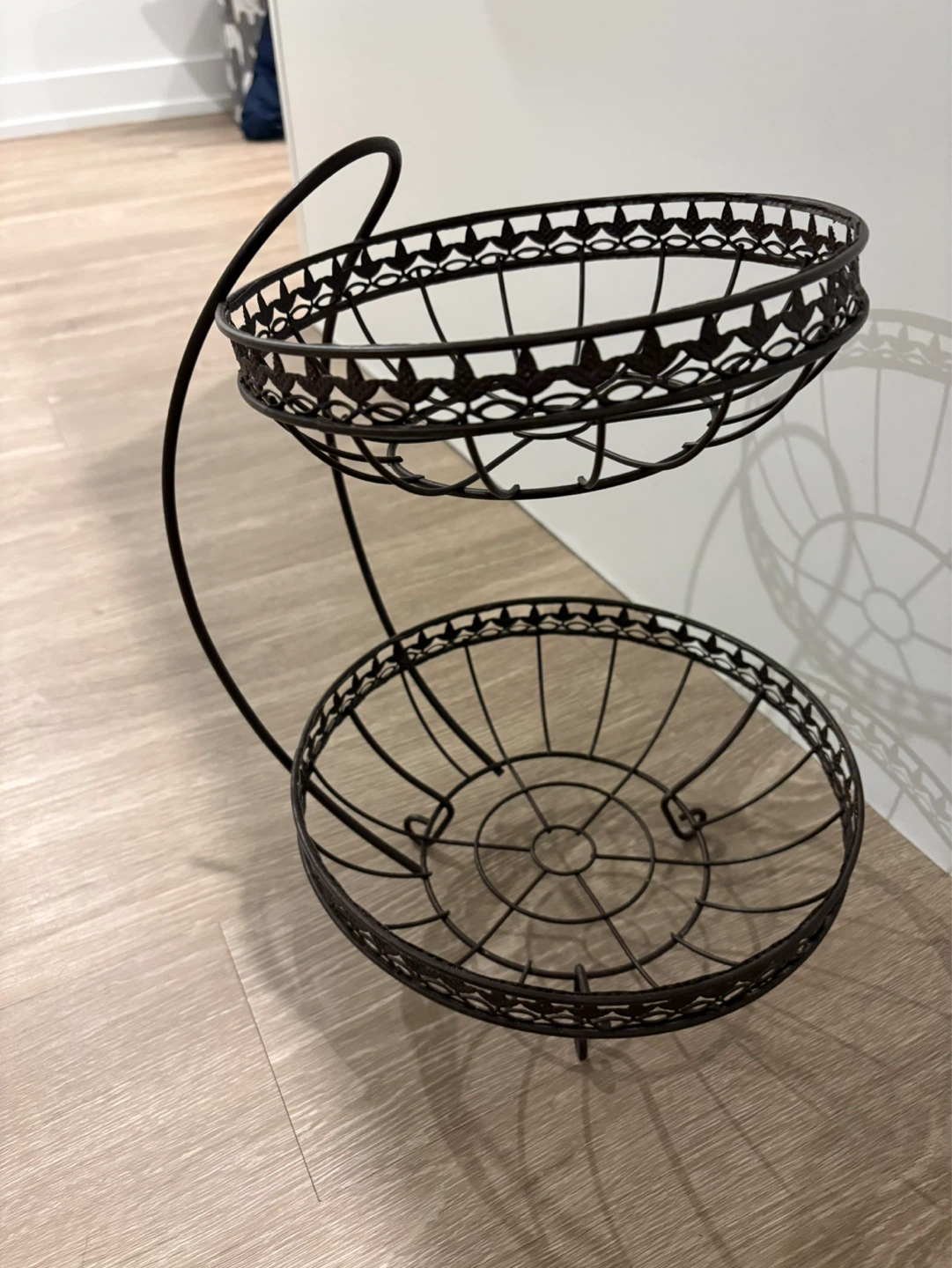2-Tier metal Fruit Basket Stand