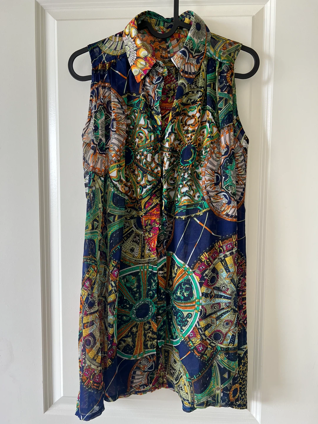 Sleeveless Blouse