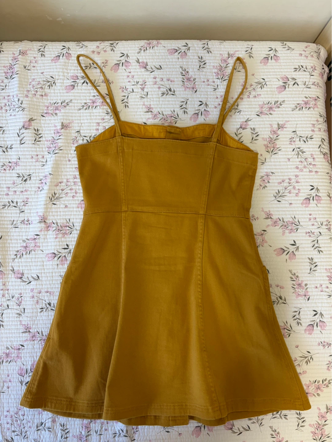 H&M Mustard Yellow Buttoned Dress - photo 2
