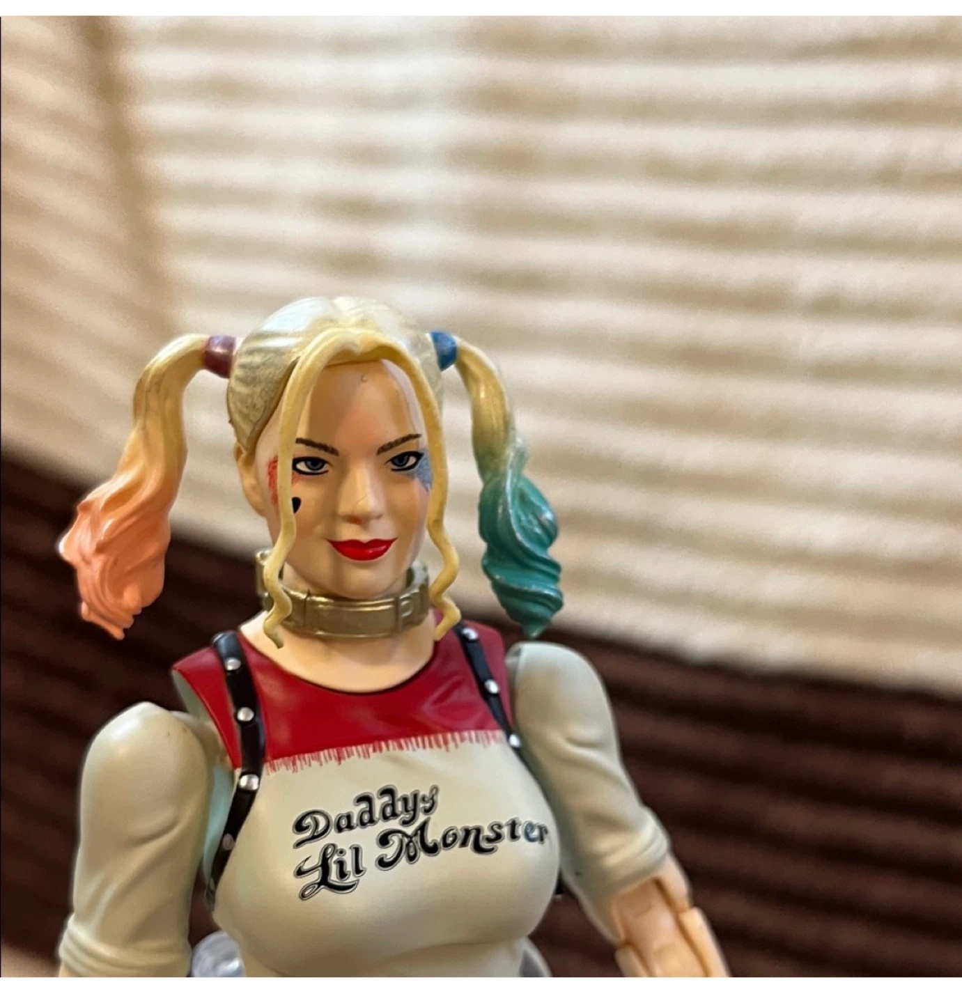 Harley Quinn Action Figure with Accessories - photo 3