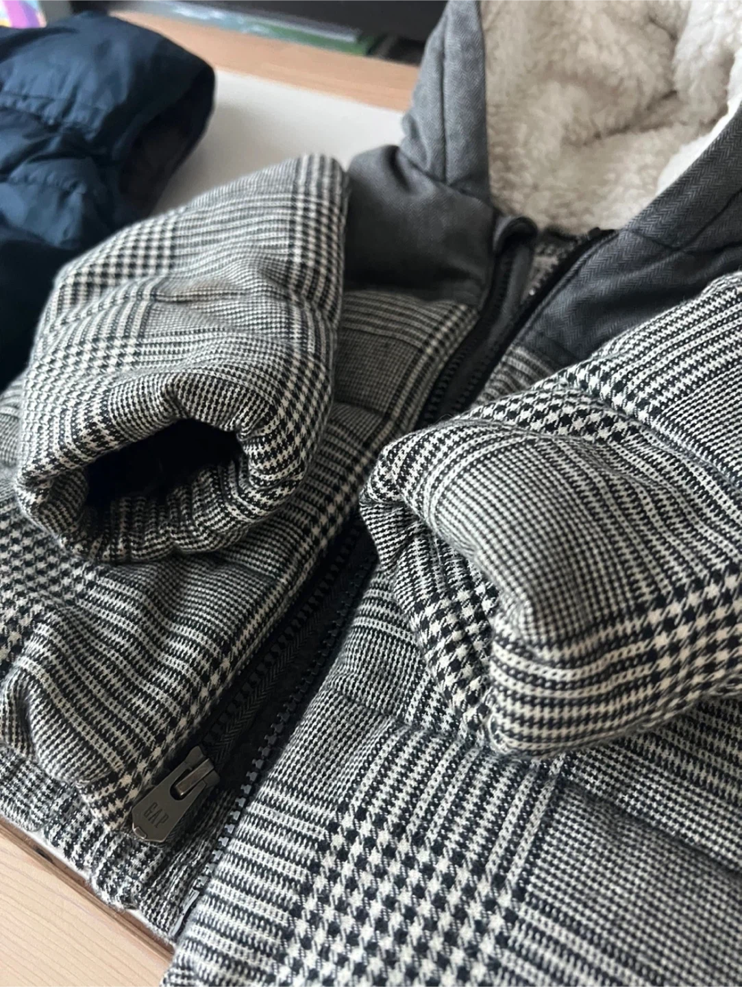 Baby Gap Winter jacket & Old Navy Reversible Winter Jackets - photo 4