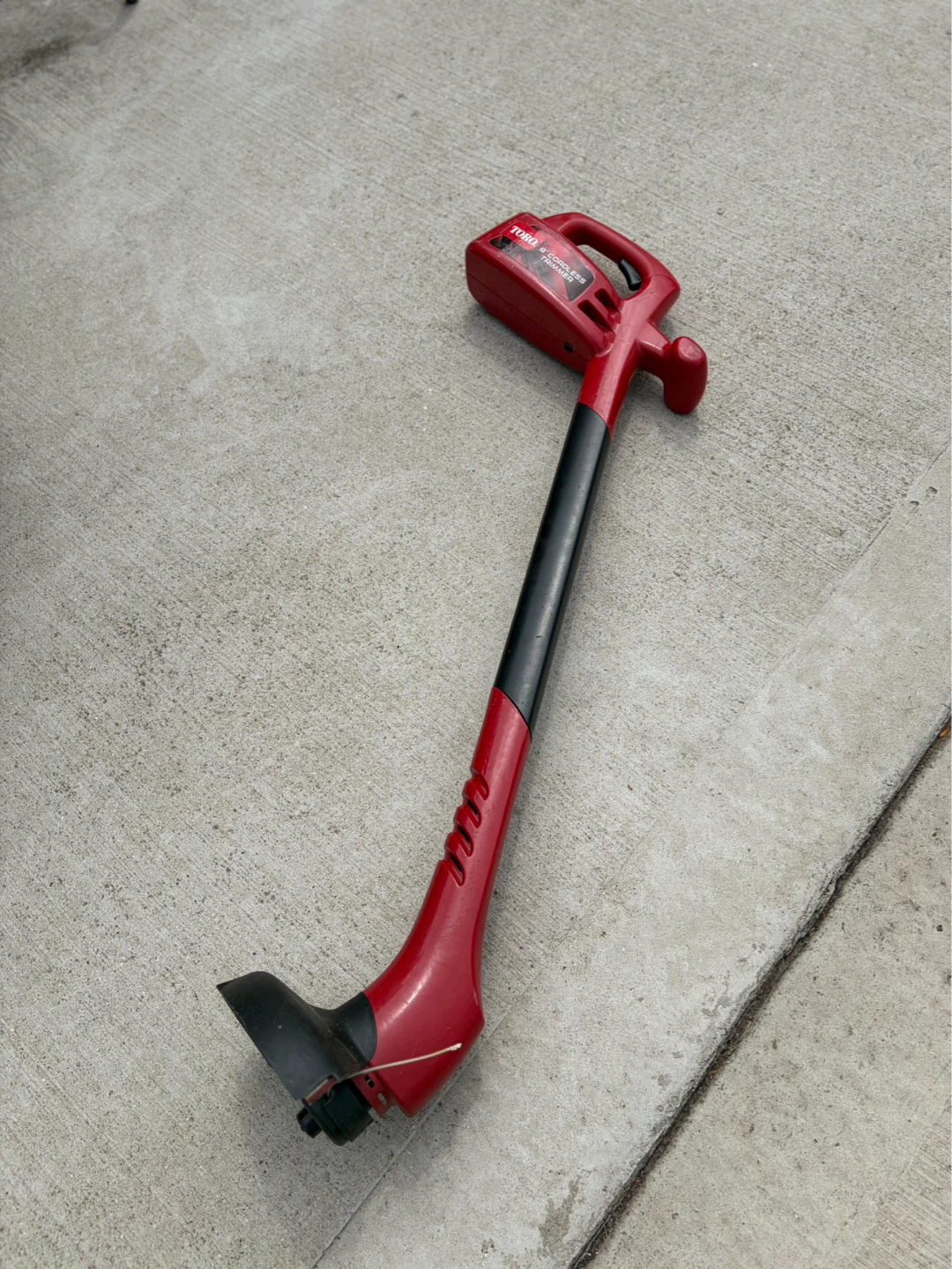 Toro 8" Cordless Trimmer - photo 2