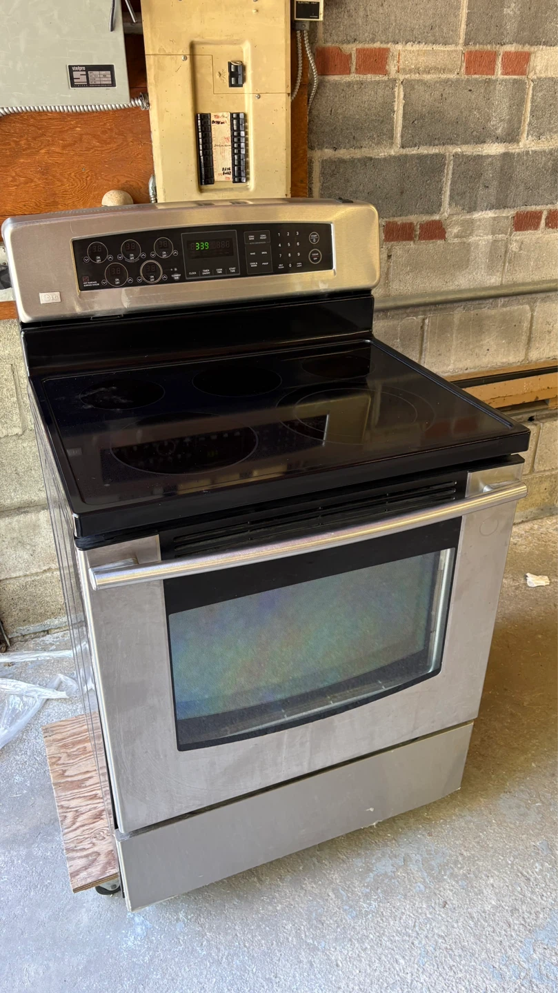 LG Stainless Steel Convection Oven and Electric Stove