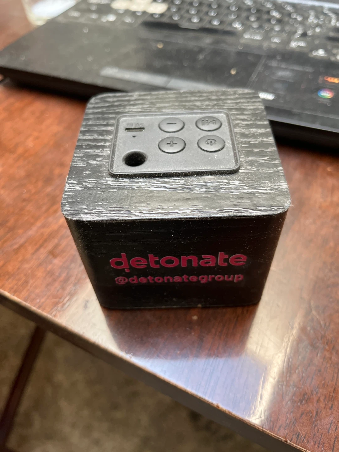 Detonate HS2301 Bluetooth Speaker