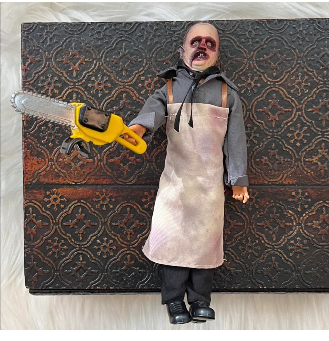 Horror Figure with Chainsaw Accessory