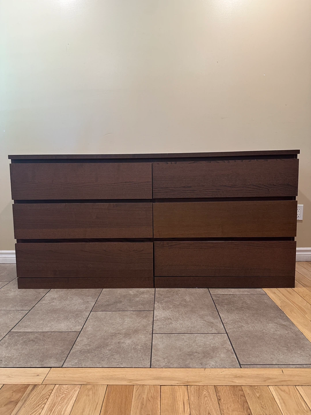 KEA MALM 6-Drawer Dresser (CAN DELIVER)