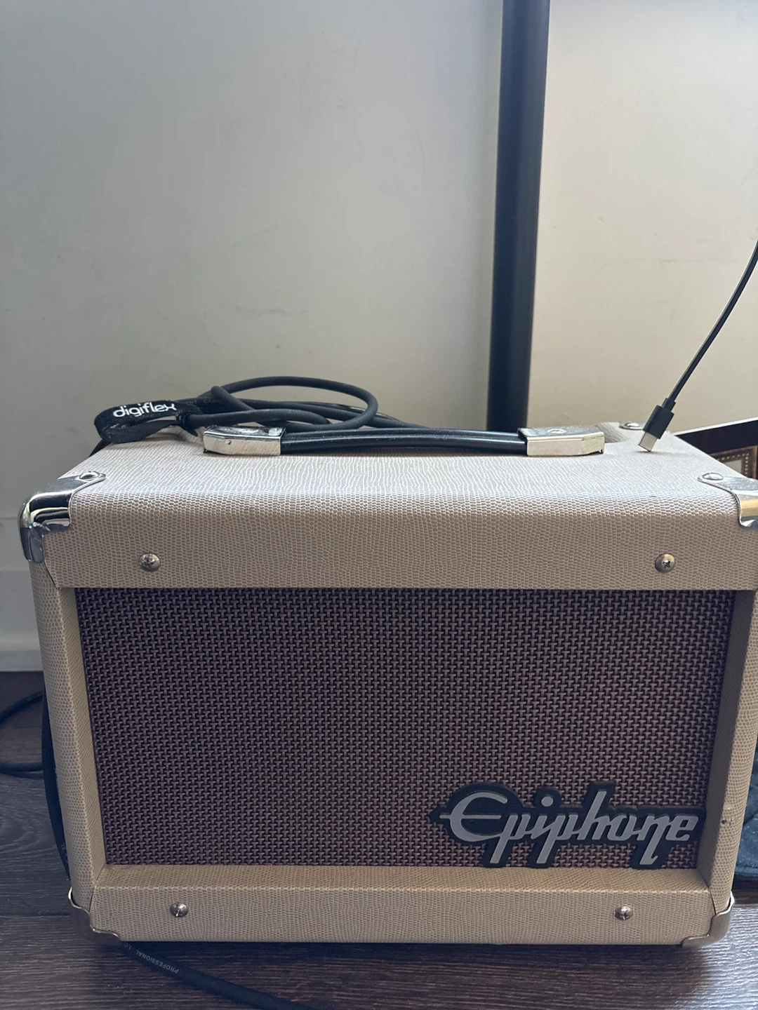 Epiphone Studio Acoustic 15C Guitar Amp