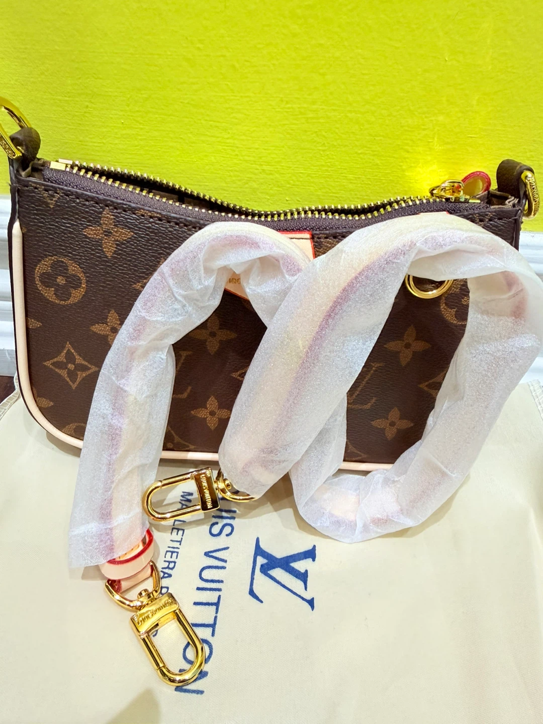 Louis Vuitton Monogram Pouch - photo 3