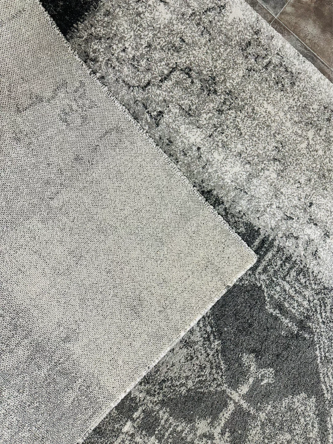 Area Rug - Grey 7 x 5 ft. - photo 2