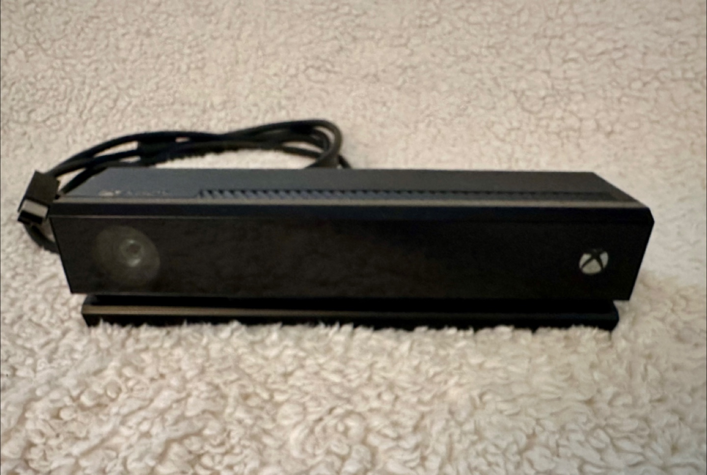 Xbox One 500GB Console w/ Kinect Camera - photo 2