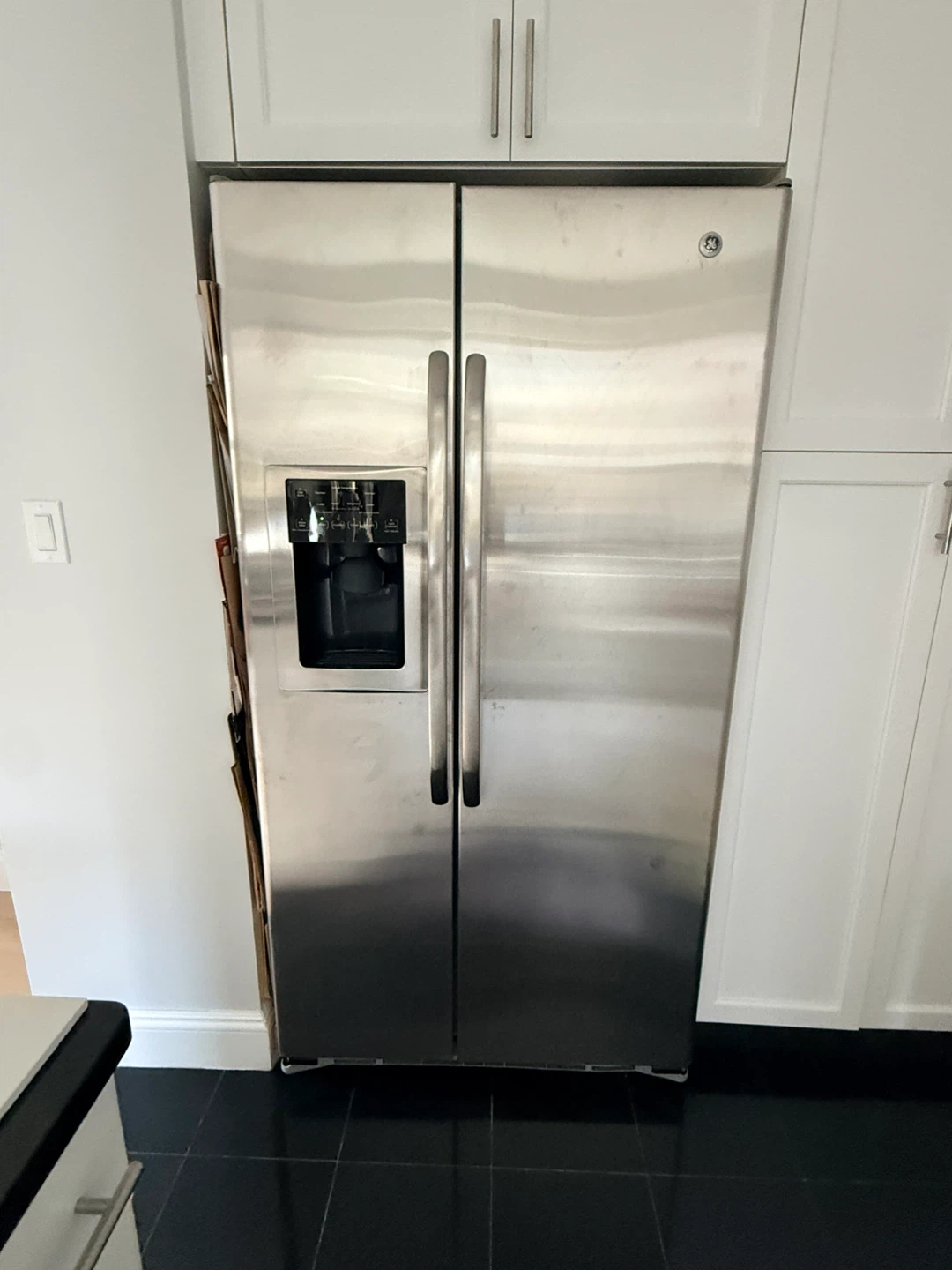 GE Stainless Steel Refrigerator - photo 4