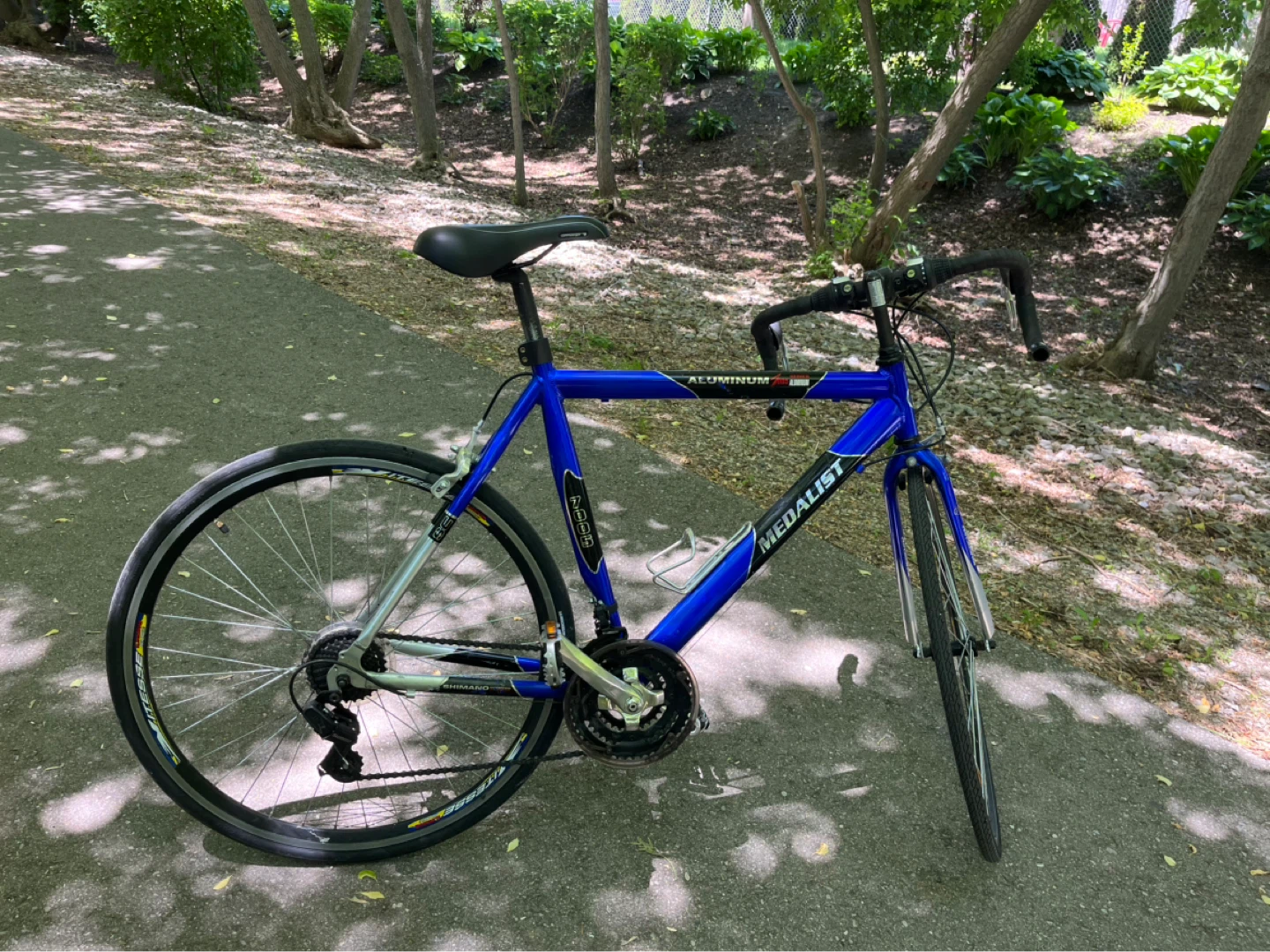 Blue Medalist Aluminum Road Bike - photo 5