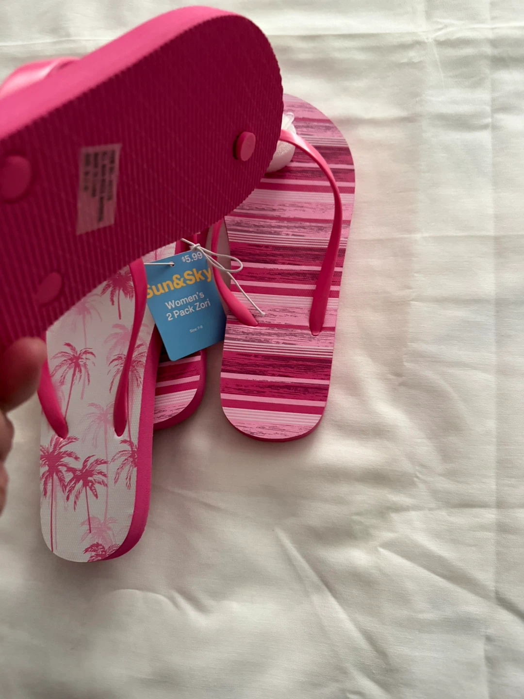 Ladies, two pack of flip-flops size 7/8 - photo 2