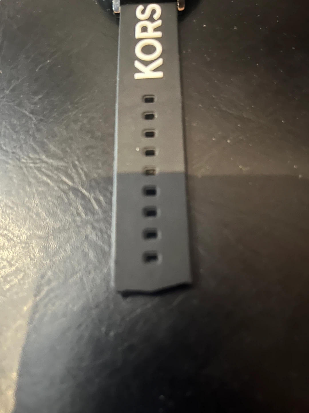 Michael Kors Black Watch - photo 2